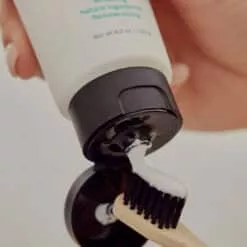 משחת שיניים טבעית ומלבינה מסדרת סופרמינט Supermint Toothpaste